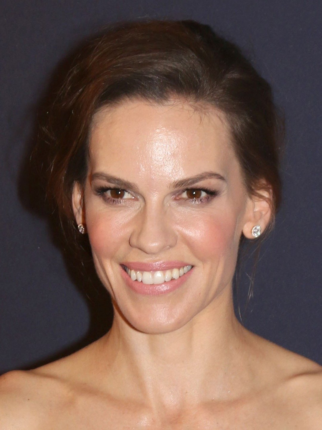 How tall is Hilary Swank?